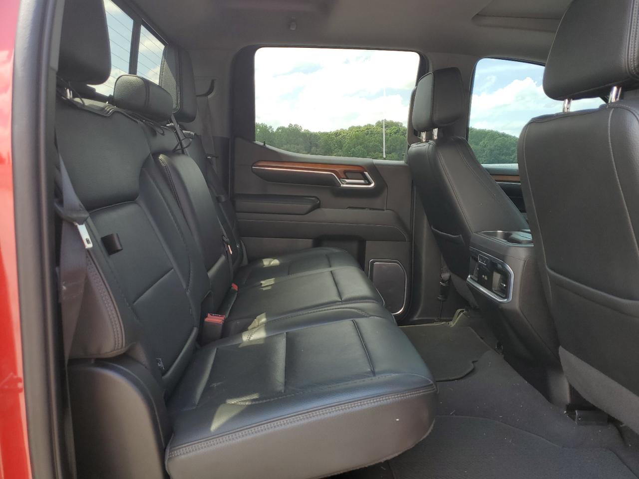 2022 GMC Sierra K1500 Denali VIN: 1GTUUGET5NZ562240 Lot: 69827465