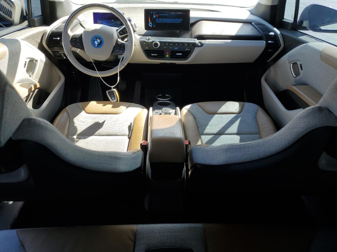 Фото: WBY1Z8C35HV893598