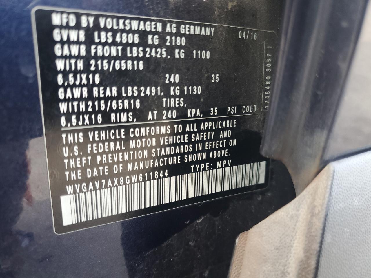 2016 Volkswagen Tiguan S VIN: WVGAV7AX8GW611844 Lot: 70020365