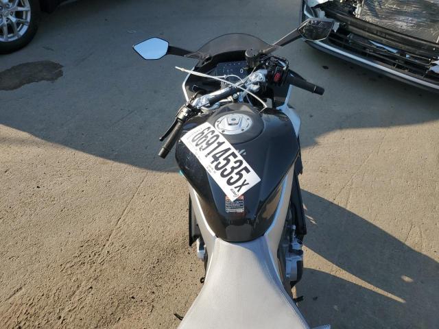 2025 CF MOTO 675SS   