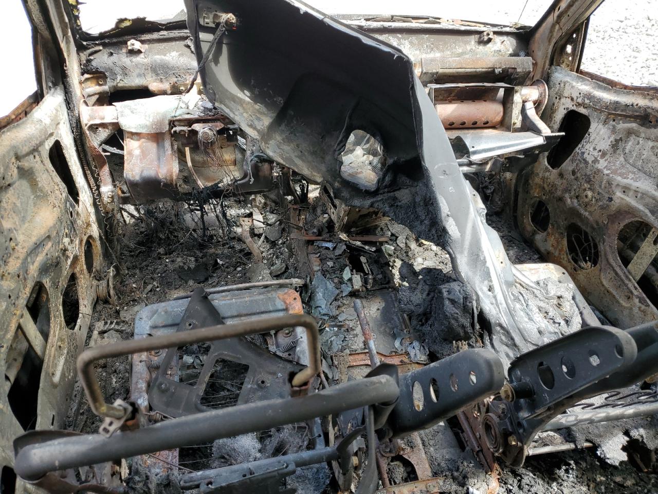 2002 Chevrolet Tracker VIN: 2CNBE13C126907111 Lot: 68773195