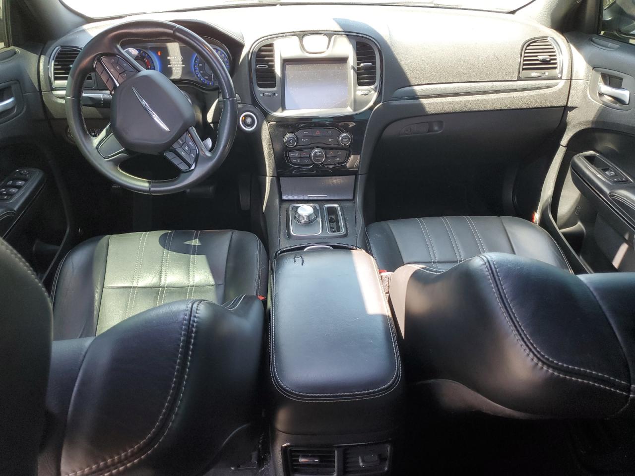 2015 Chrysler 300 S VIN: 2C3CCABT3FH736134 Lot: 67749335