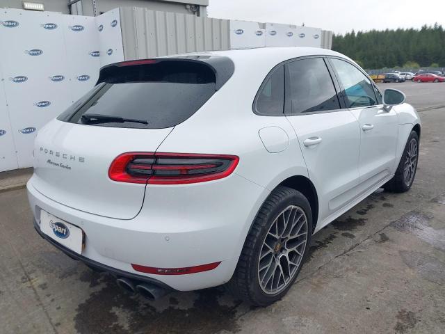 2016 PORSCHE MACAN TURB