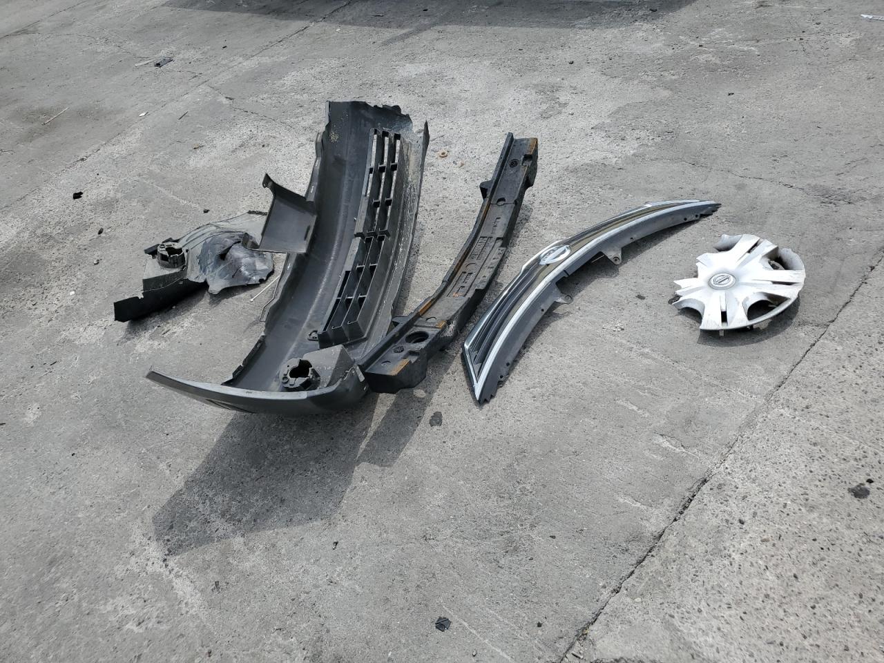 2011 Nissan Versa S VIN: 3N1BC1CP8BL465195 Lot: 70139025