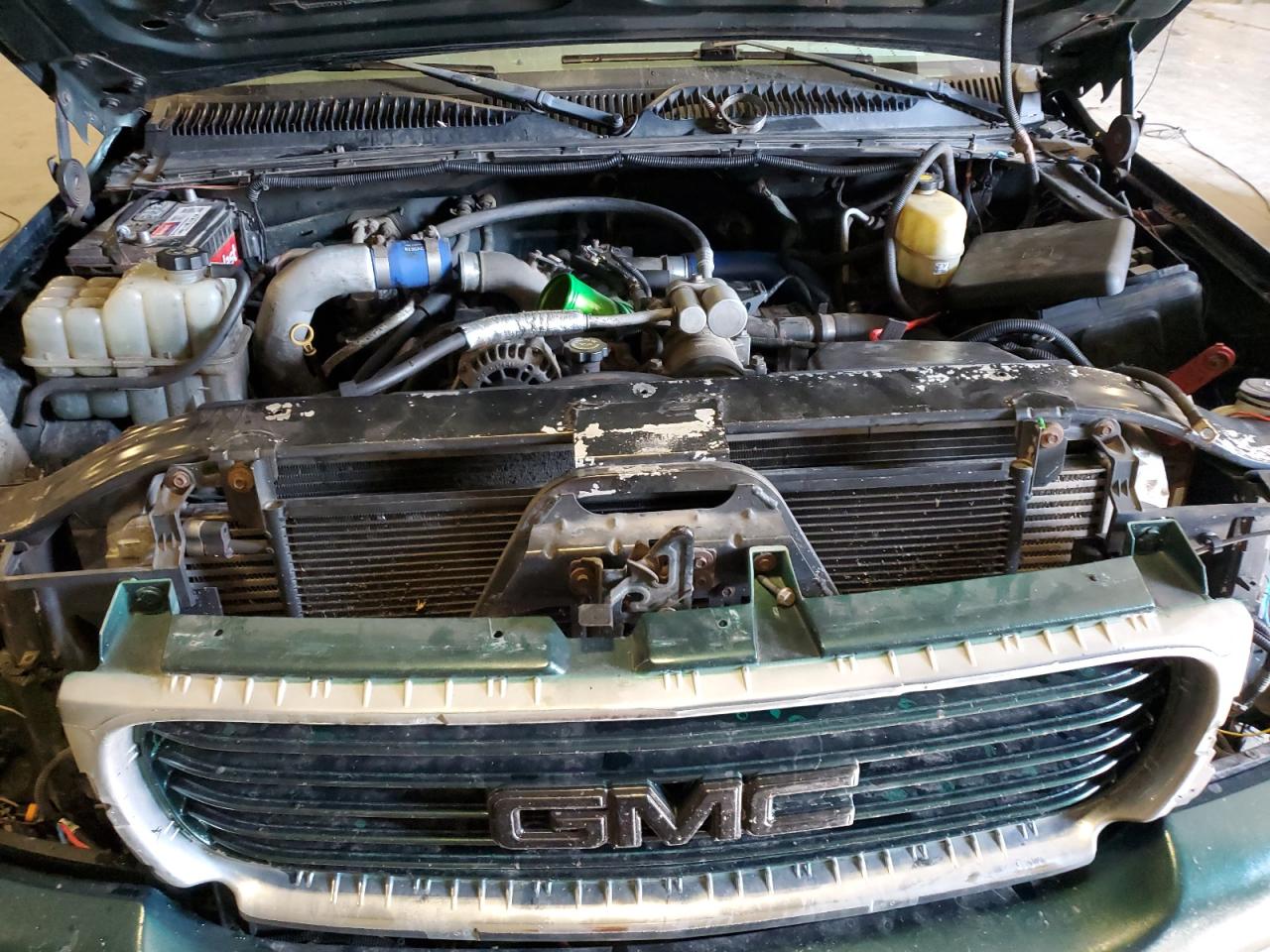 2002 GMC Sierra K2500 Heavy Duty VIN: 1GTHK23102F241277 Lot: 67983615