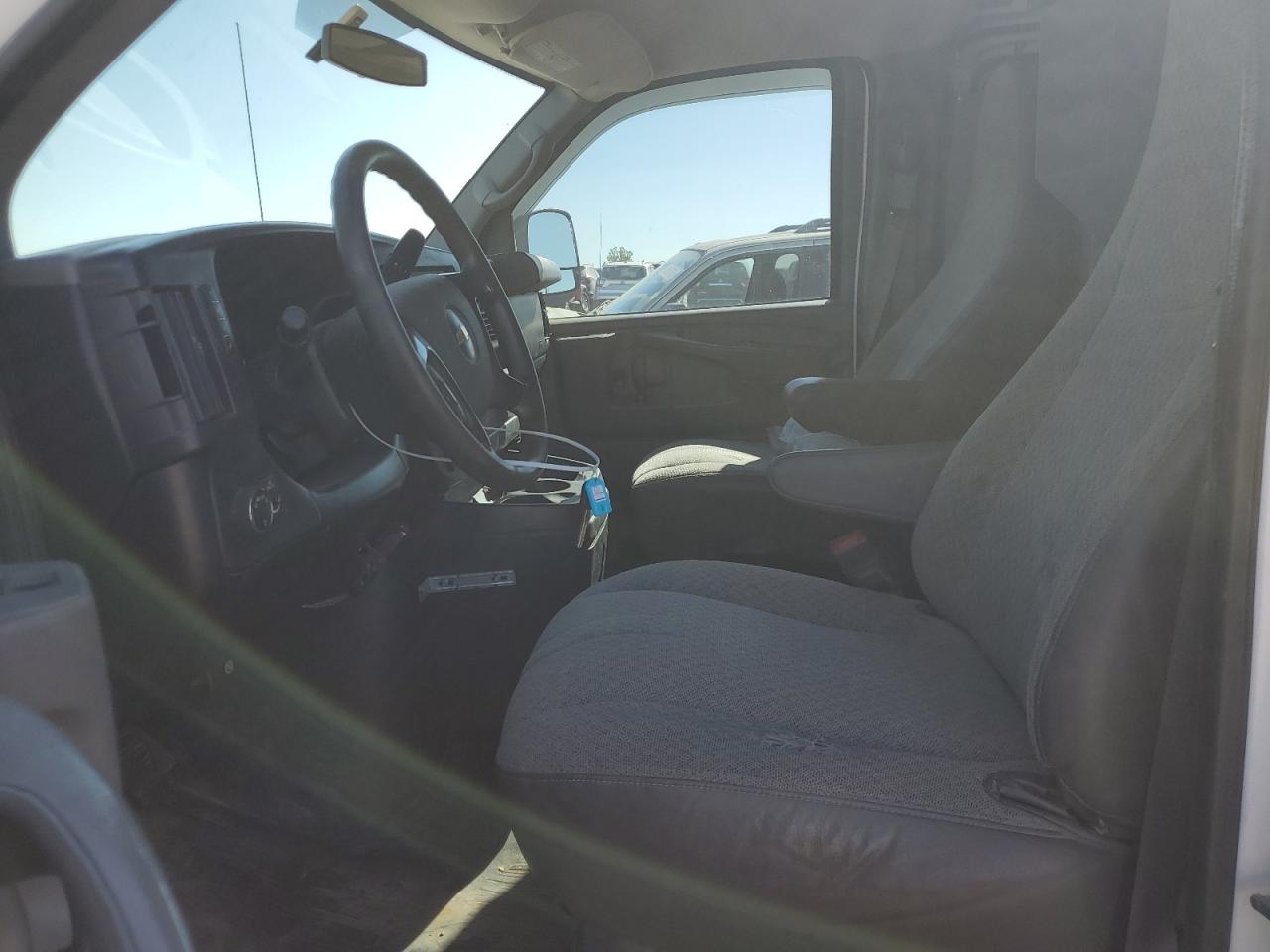 2015 Chevrolet Express G3500 VIN: 1GCZGUCG6F1121184 Lot: 70091195