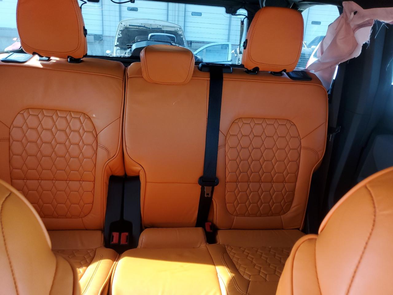 2022 Ford Bronco Base VIN: 1FMDE5DH3NLA89354 Lot: 69290535