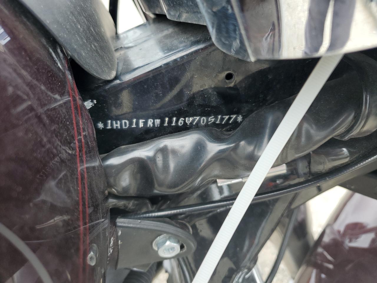 2006 Harley-Davidson Flhrci VIN: 1HD1FRW116Y705177 Lot: 69636185