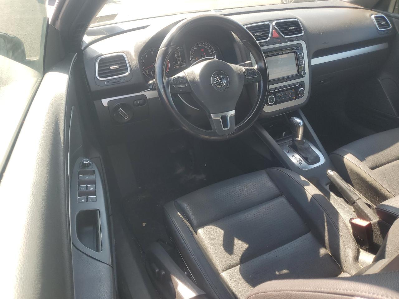 2012 Volkswagen Eos Komfort VIN: WVWBW7AH5CV001205 Lot: 70142735