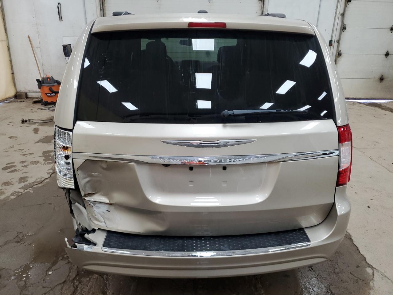 2016 Chrysler Town & Country Touring VIN: 2C4RC1BG8GR263948 Lot: 69130825