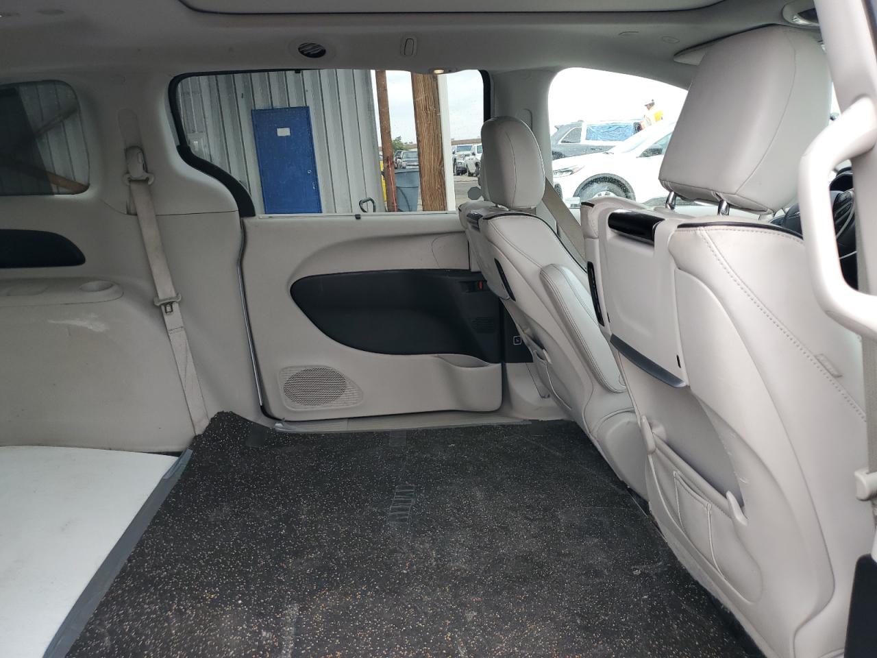 2020 Chrysler Pacifica Hybrid Limited VIN: 2C4RC1N72LR196317 Lot: 70059705