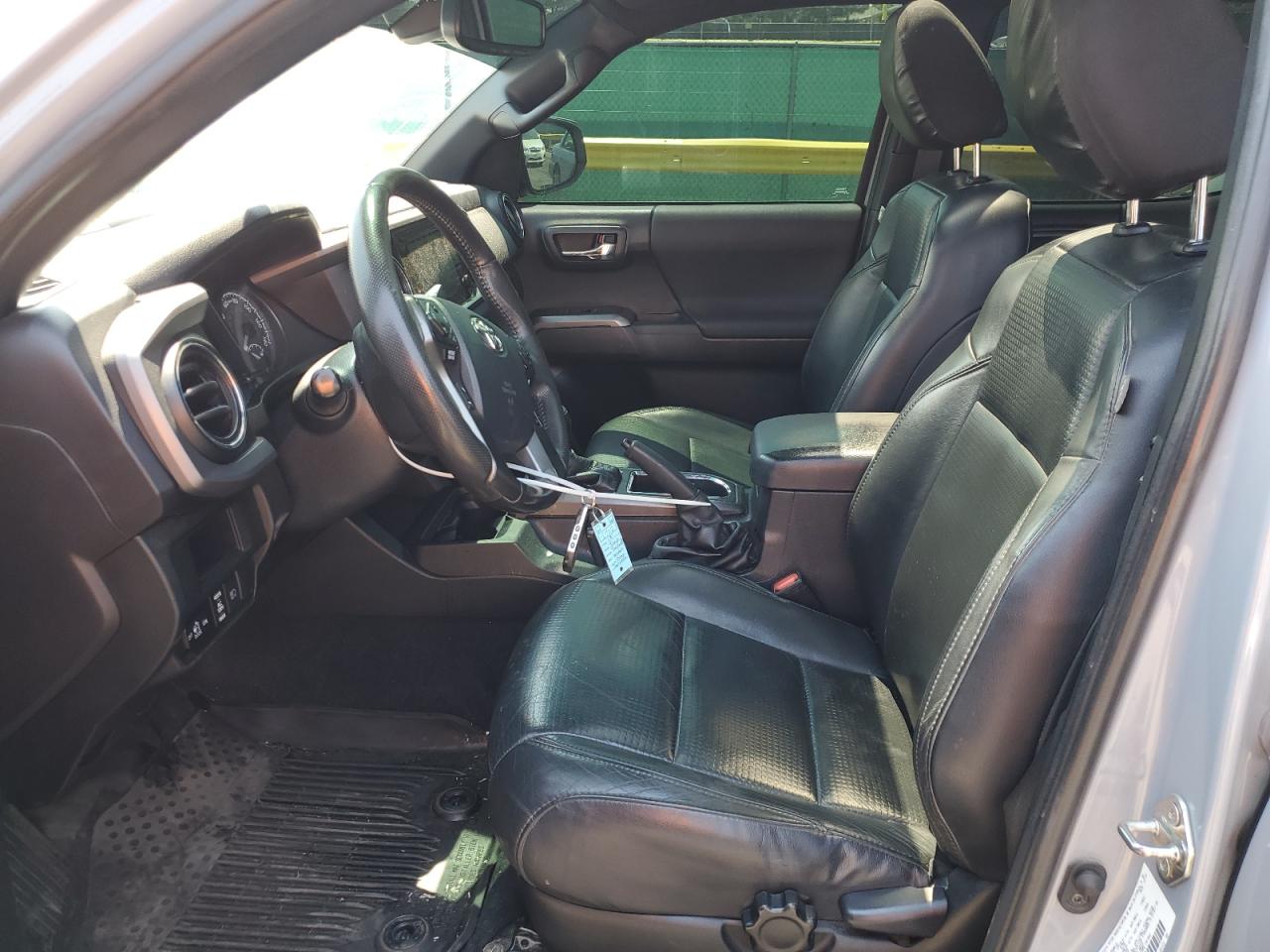 2019 Toyota Tacoma Double Cab VIN: 3TMCZ5AN2KM218340 Lot: 68961115