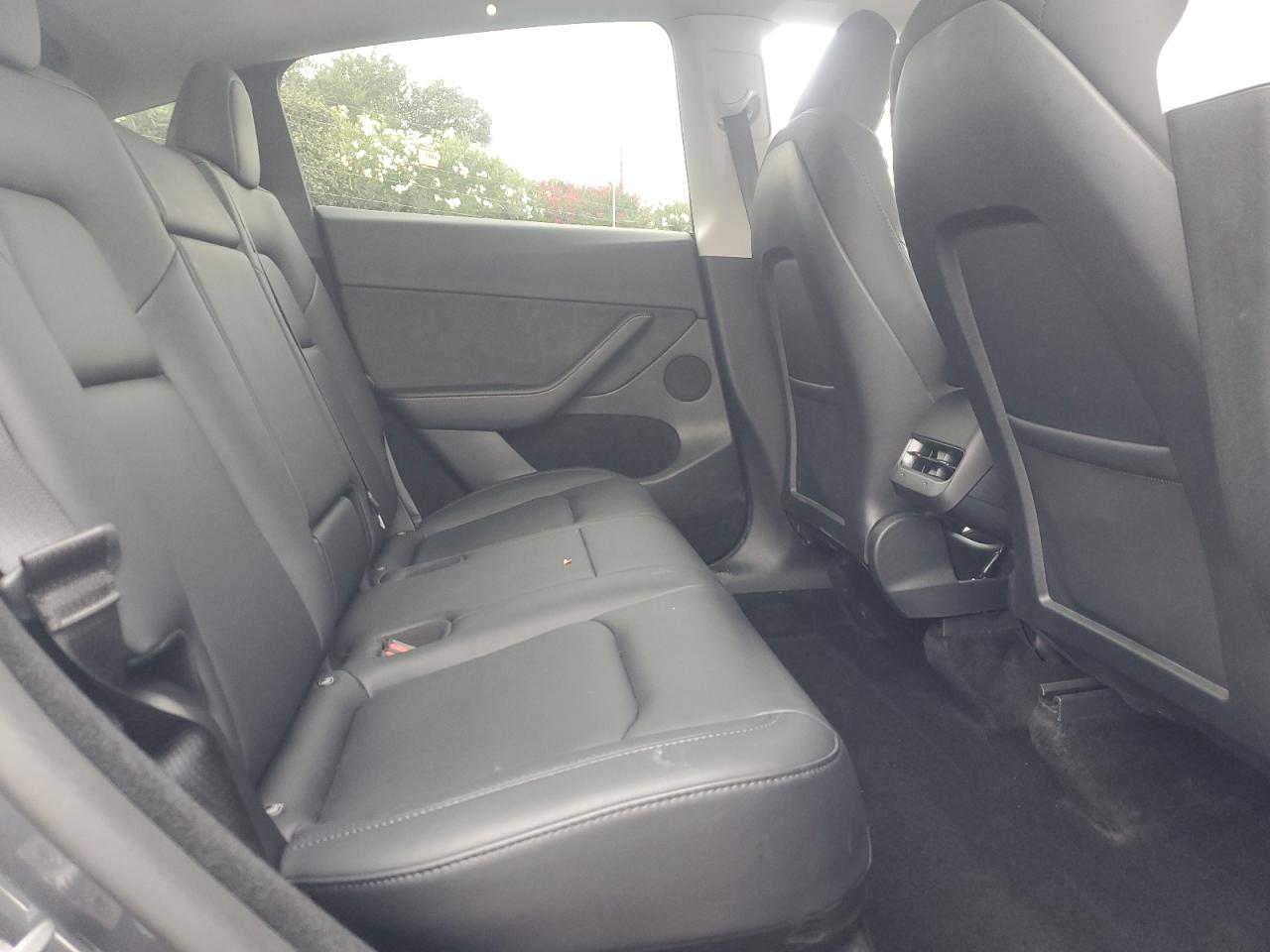 2023 Tesla Model Y VIN: 7SAYGDEE2PF828057 Lot: 68909315