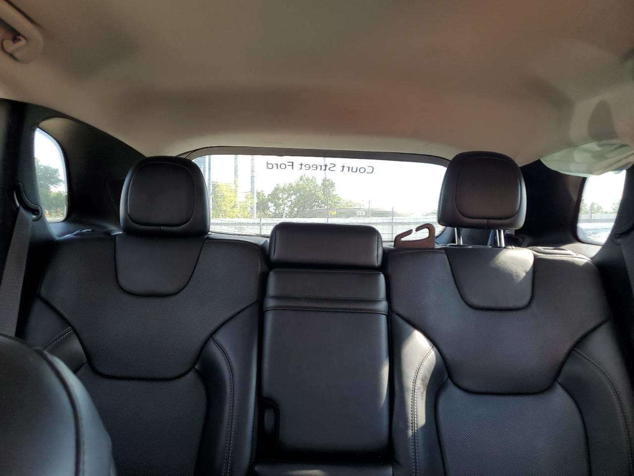 2019 Jeep Cherokee Limited VIN: 1C4PJLDB3KD215778 Lot: 69917855