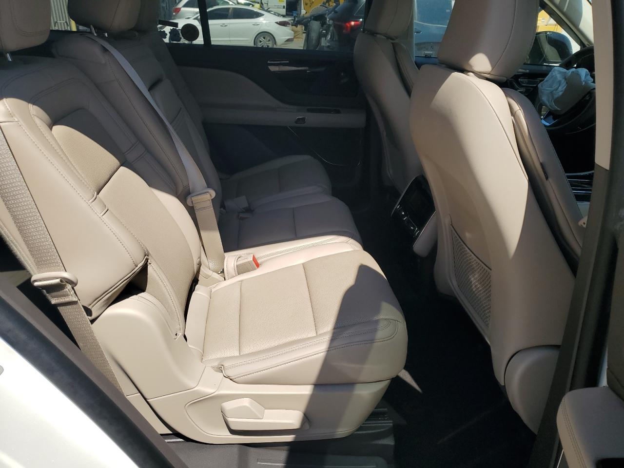 2023 Lincoln Aviator Reserve VIN: 5LM5J7WC5PGL30210 Lot: 68300435