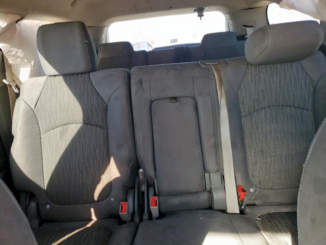 2016 Chevrolet Traverse Ls VIN: 1GNKRFED1GJ301093 Lot: 70008945