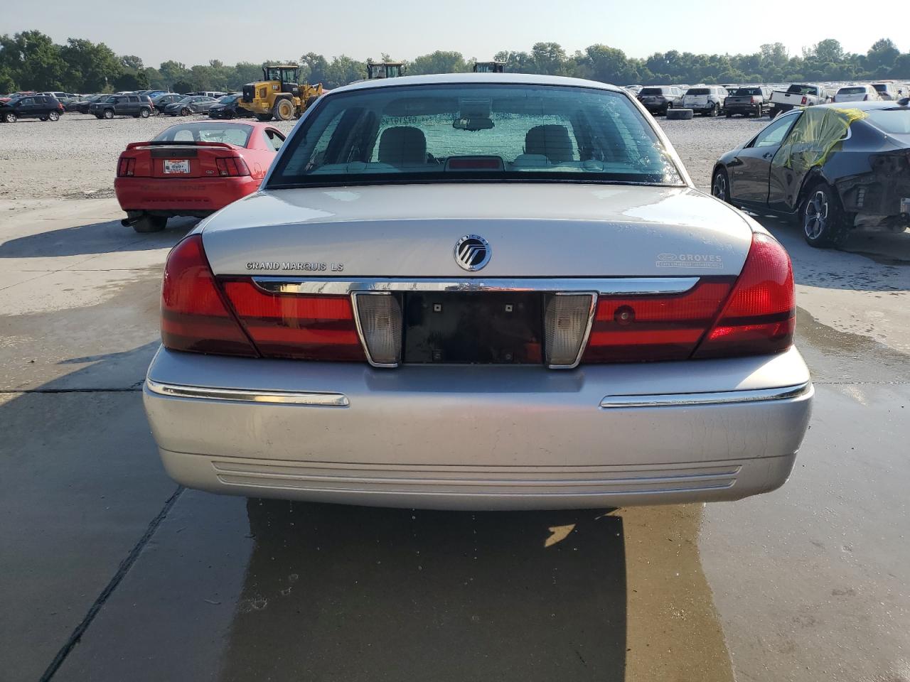 2003 Mercury Grand Marquis Ls VIN: 2MEFM75W43X632802 Lot: 69216735