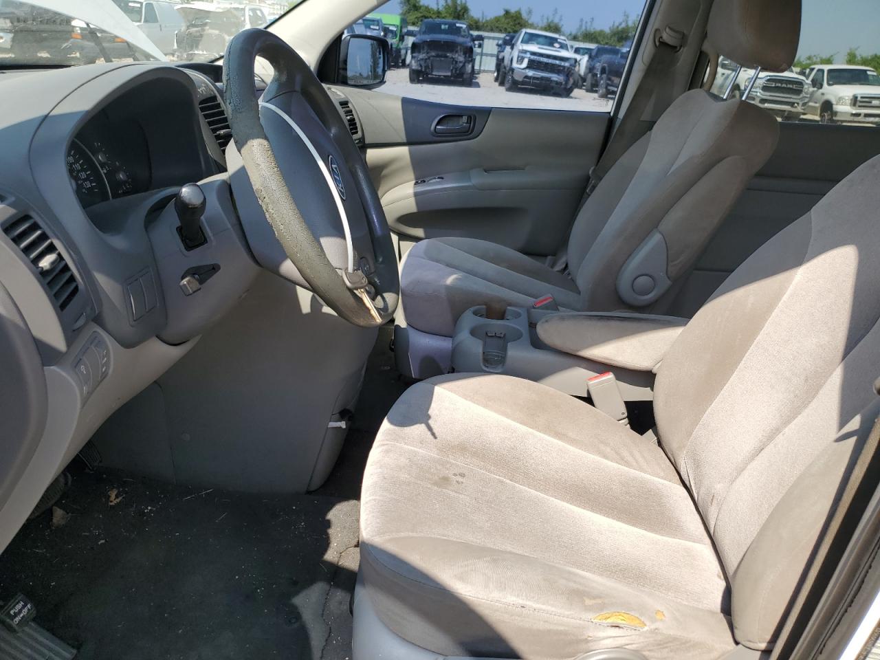 2011 Kia Sedona Lx VIN: KNDMG4C73B6369013 Lot: 67764605