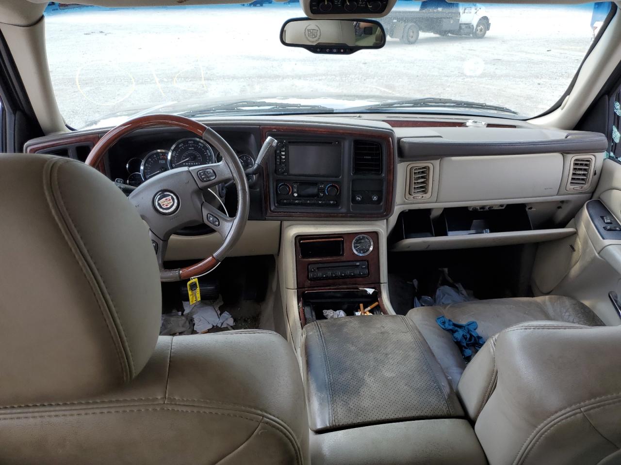 2006 Cadillac Escalade Luxury VIN: 1GYEK63NX6R132904 Lot: 66935225