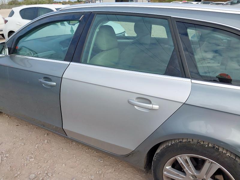 2010 AUDI A4 SE
