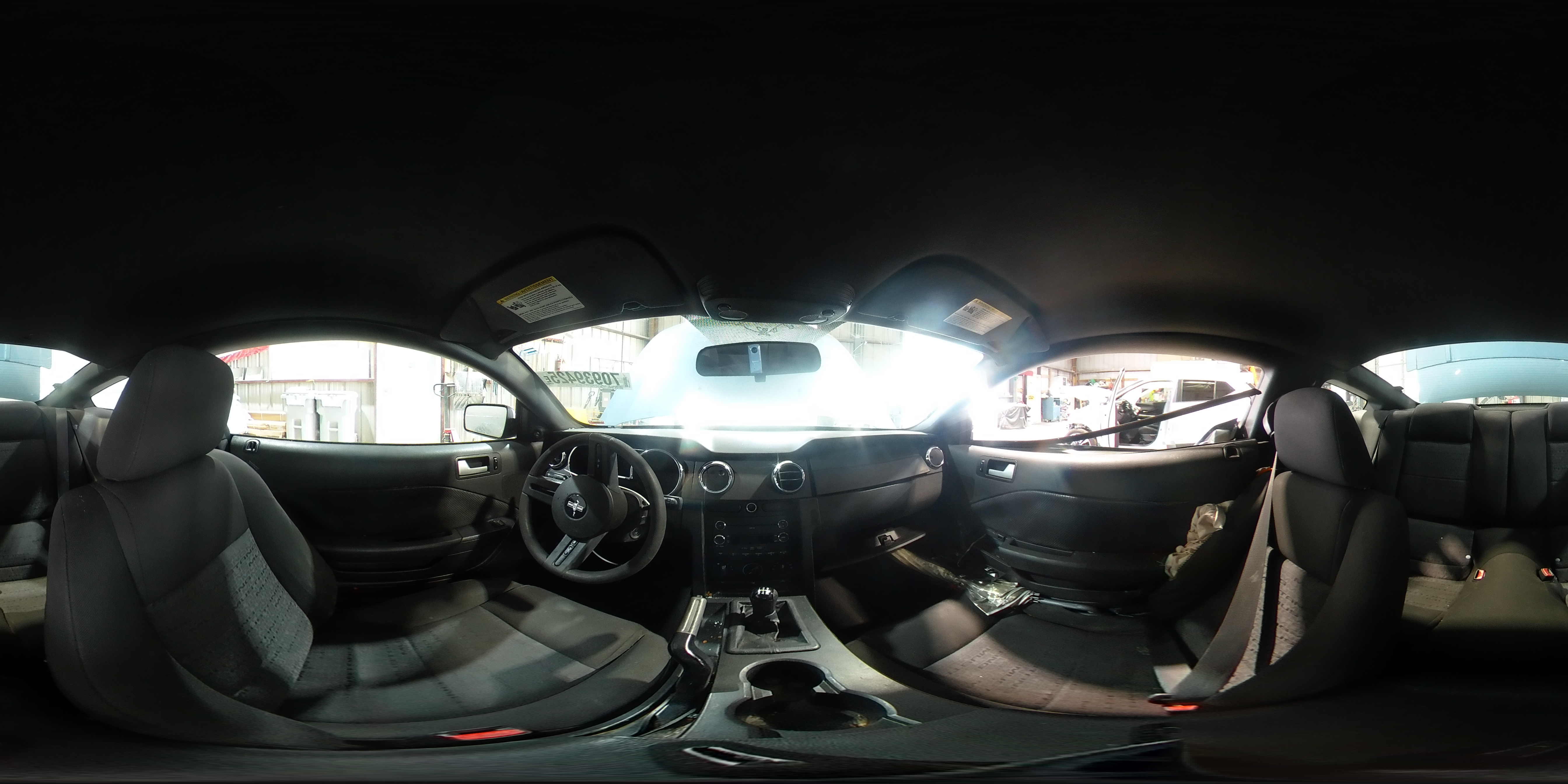 2008 Ford Mustang VIN: 1ZVHT80N885113680 Lot: 70939425