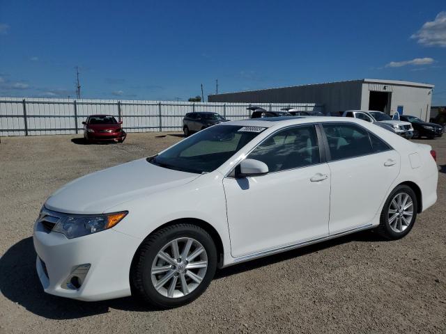  TOYOTA CAMRY 2014 Biały