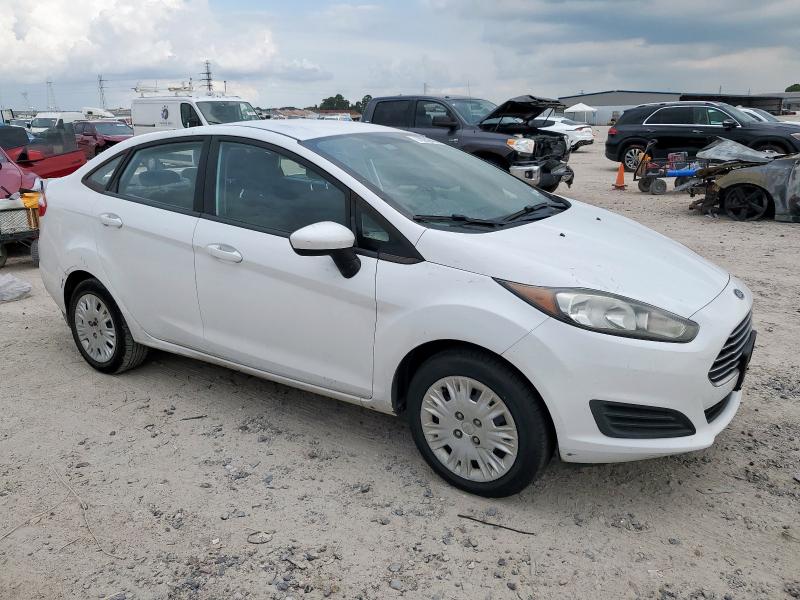  FORD FIESTA 2019 Белы