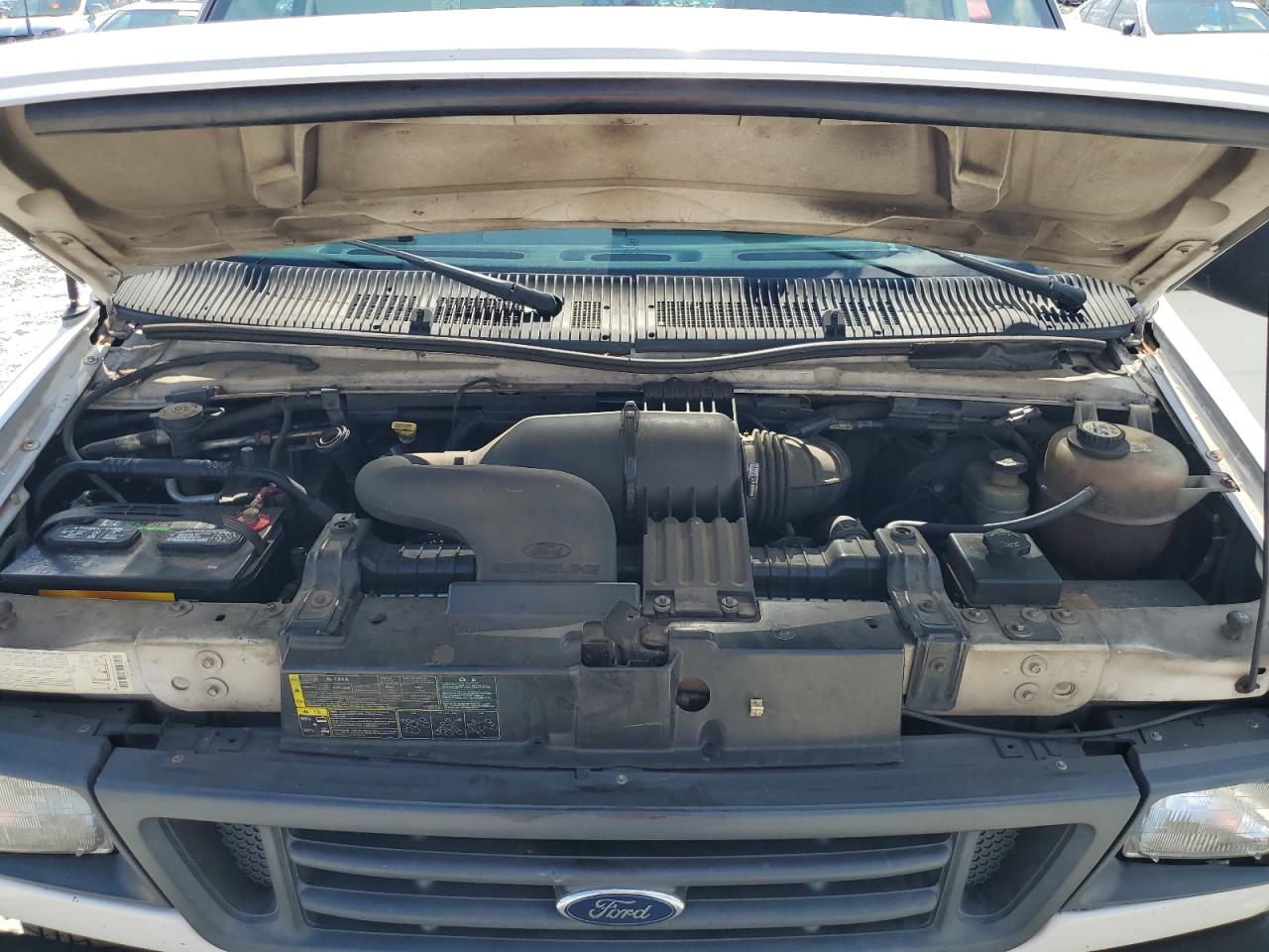 2003 Ford Econoline E150 Van VIN: 1FTRE14W33HA36204 Lot: 70004855