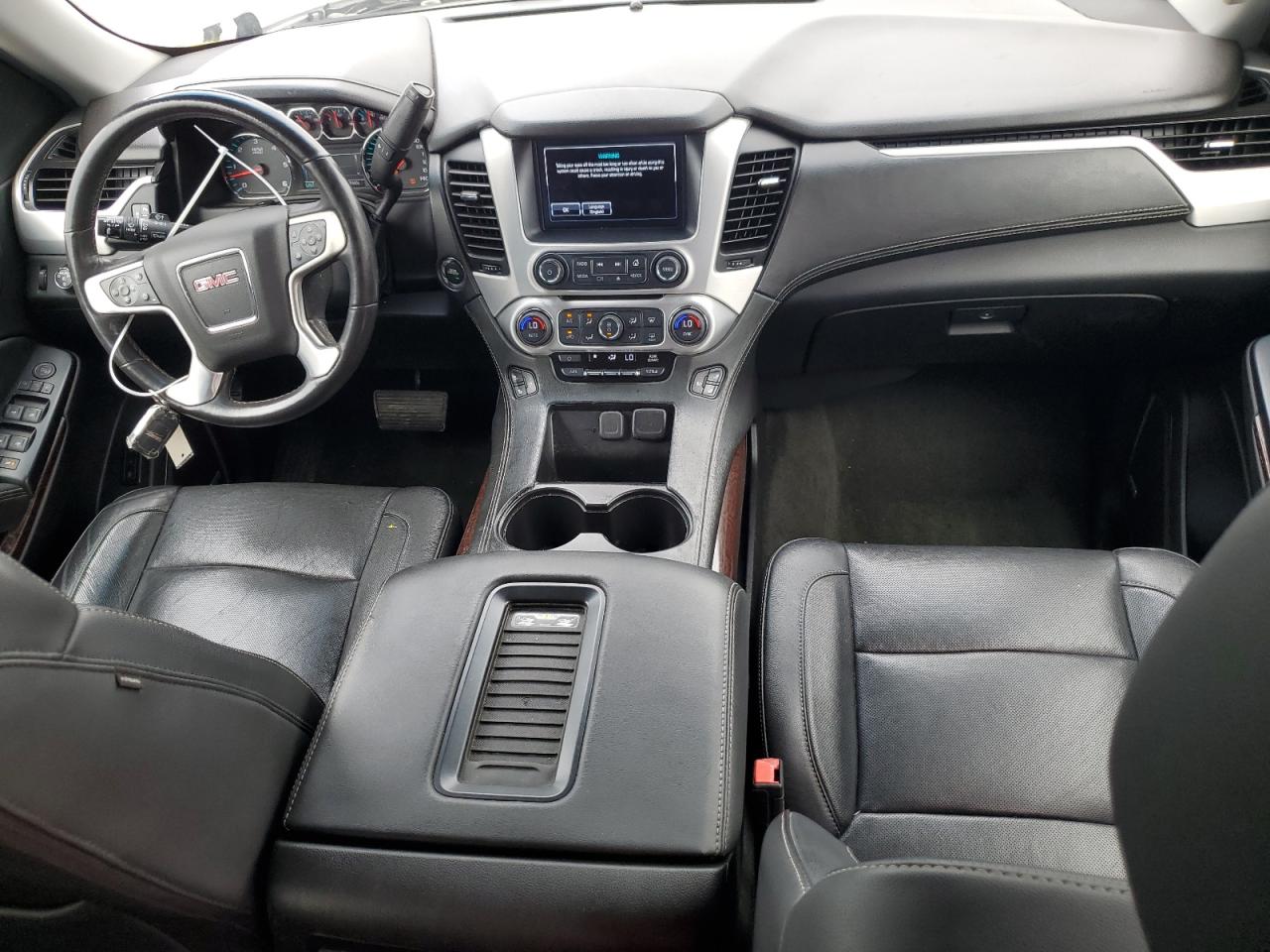 2017 GMC Yukon Xl K1500 Slt VIN: 1GKS2GKC7HR116973 Lot: 68834585