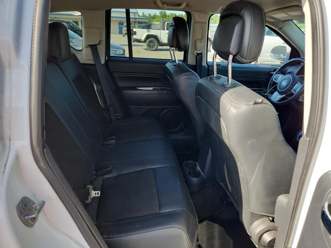 2016 Jeep Compass Latitude VIN: 1C4NJDEB3GD544550 Lot: 70800725