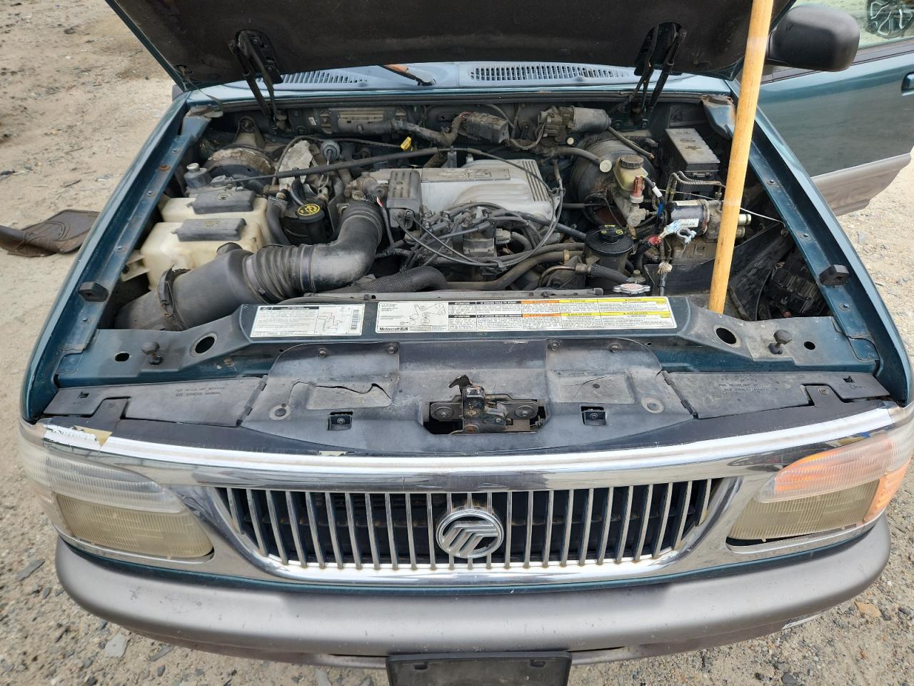 1997 Mercury Mountaineer VIN: 4M2DU52P8VUJ08907 Lot: 67343585