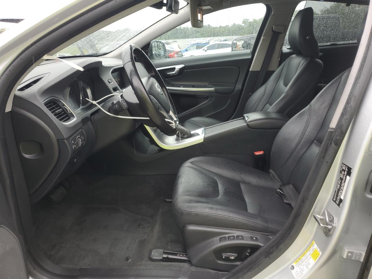 2018 Volvo S60 Premier VIN: LYV402HKXJB177436 Lot: 67558855