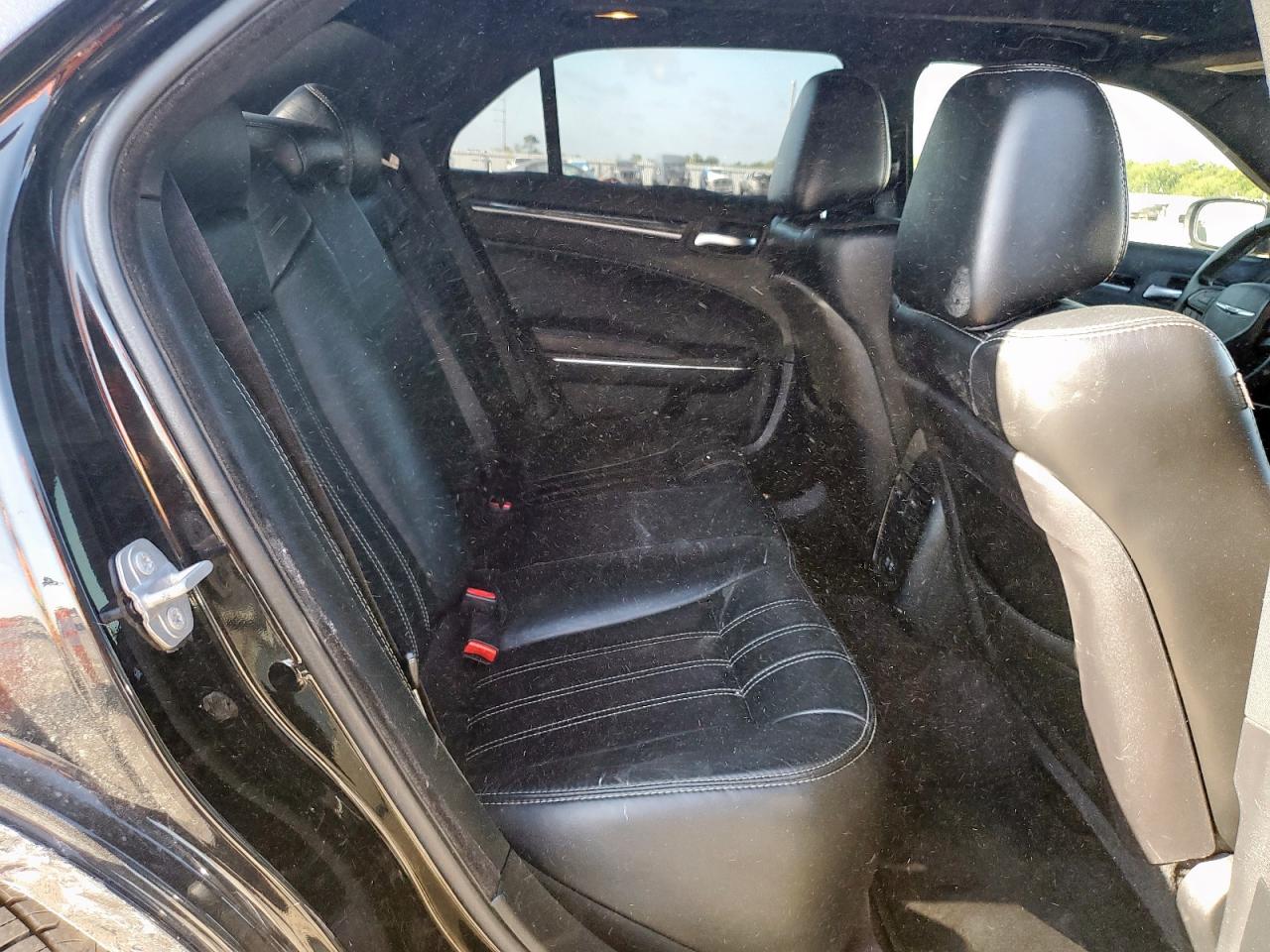 2017 Chrysler 300 S VIN: 2C3CCAGG7HH637587 Lot: 70779995