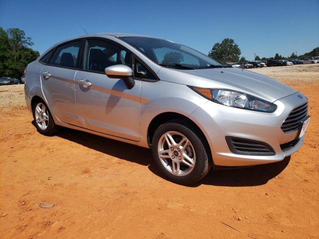  FORD FIESTA 2019 Серебристый