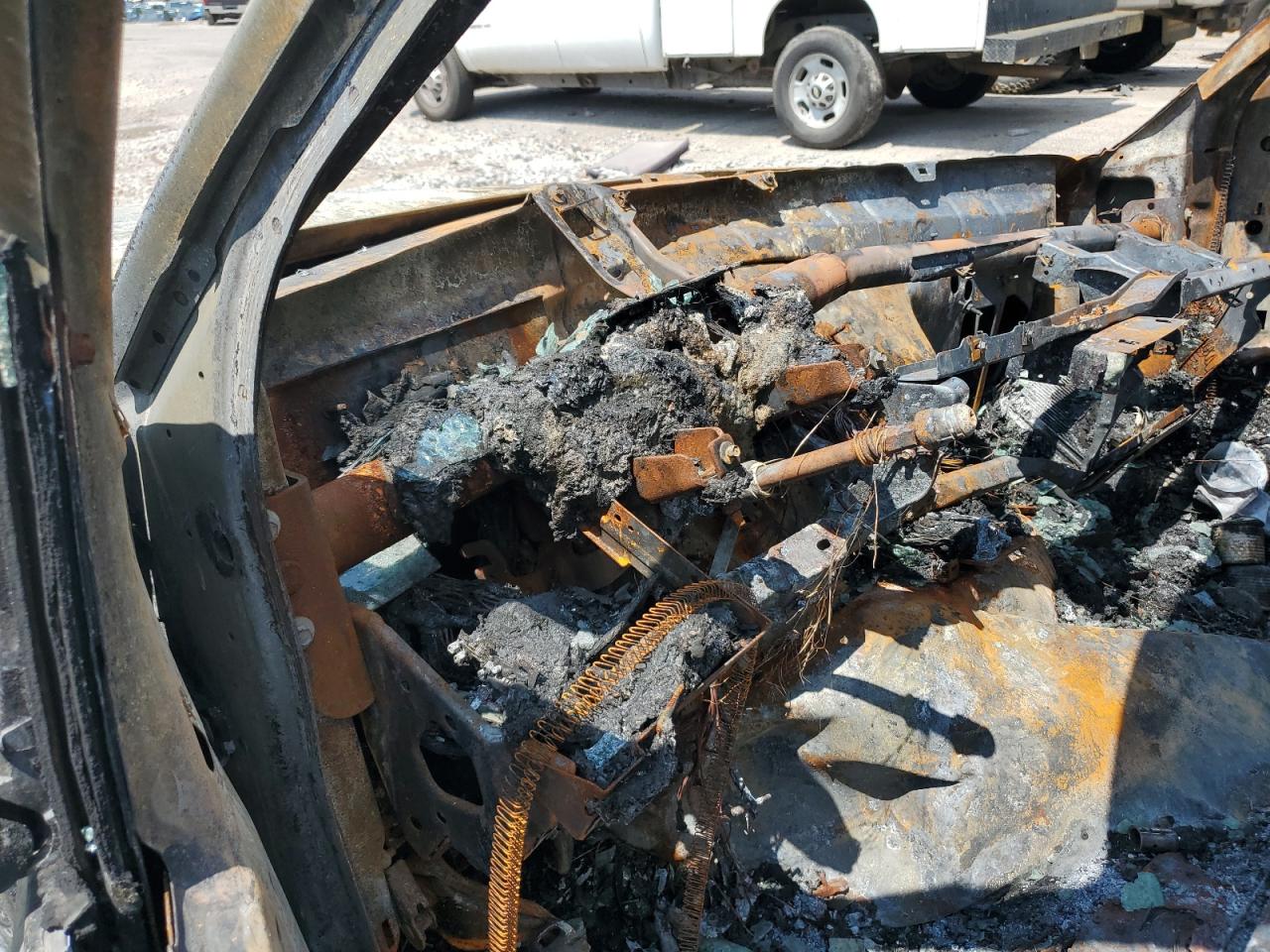 1999 Ford F350 Super Duty VIN: 1FDWF36L8XED86378 Lot: 69098475