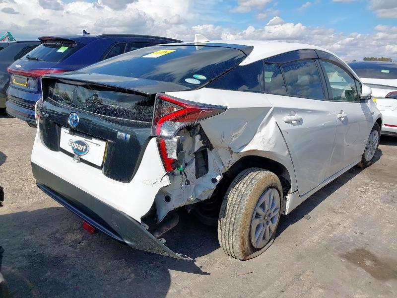 2017 TOYOTA PRIUS HYBRID 