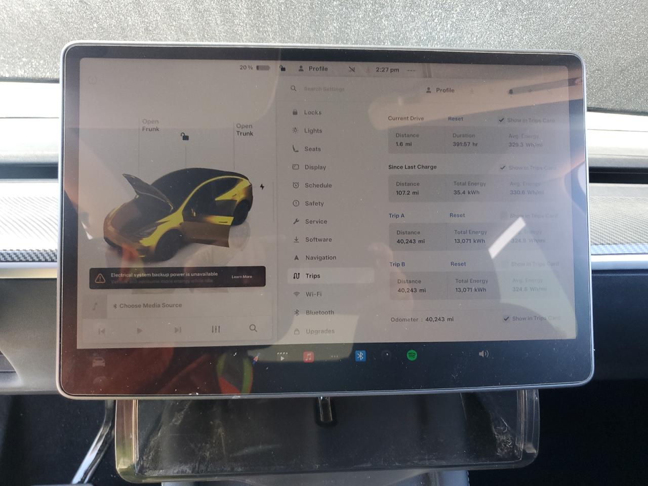 2023 Tesla Model Y VIN: 7SAYGDEE2PF757670 Lot: 69465715