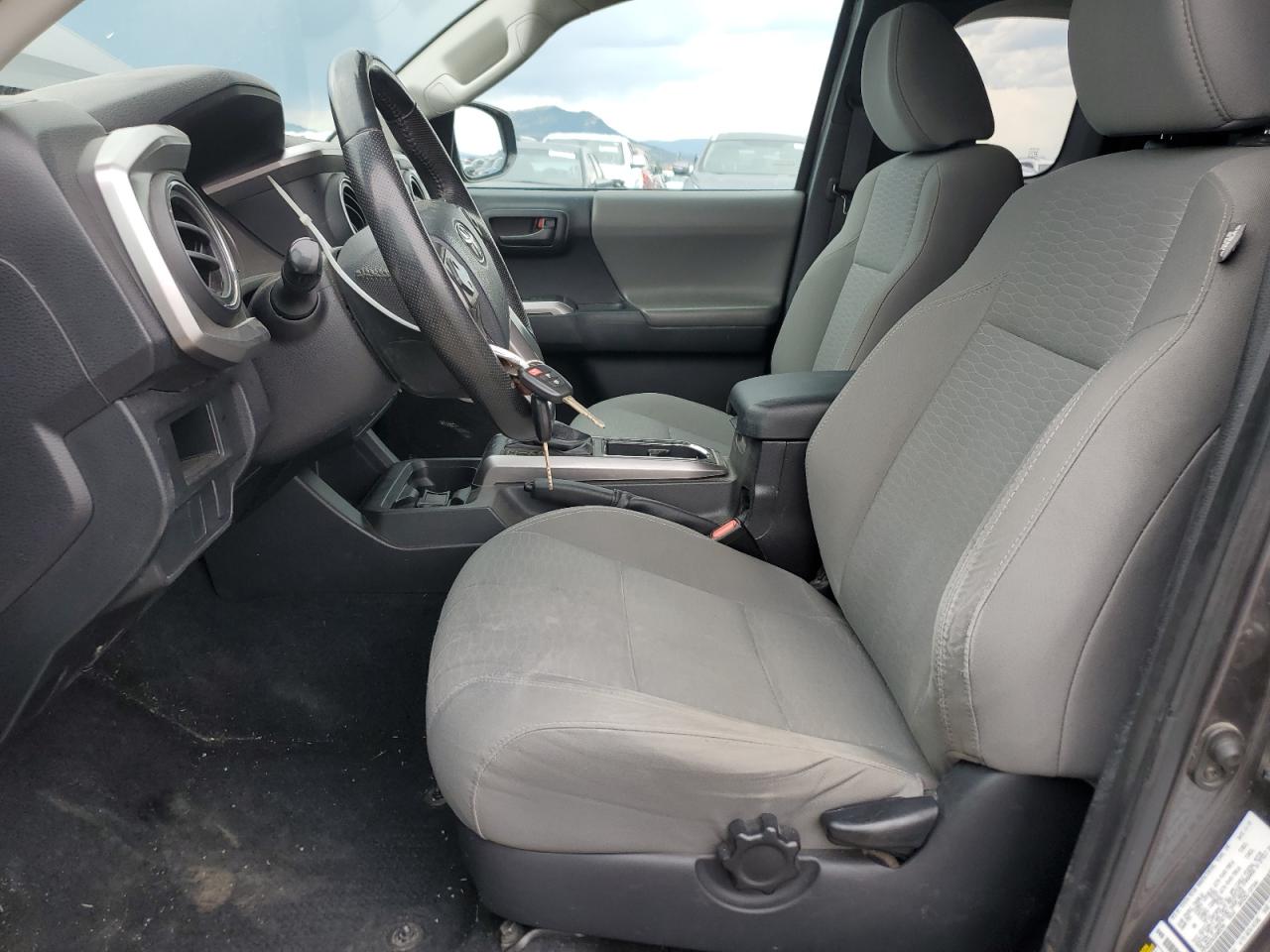 2016 Toyota Tacoma Access Cab VIN: 5TFRZ5CNXGX005290 Lot: 66932605