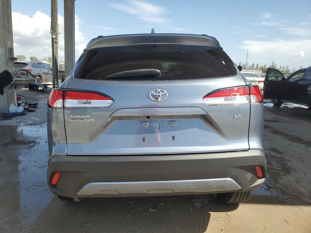2024 Toyota Corolla Cross Le VIN: 7MUCAAAG5RV072677 Lot: 70533995