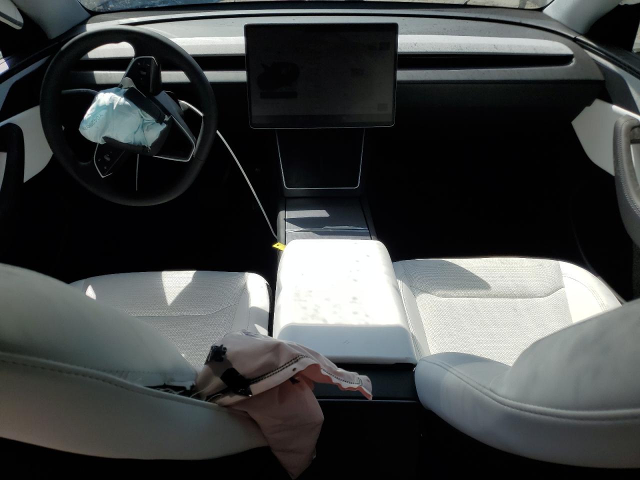 2026 Tesla Model Y VIN: 7SAYGDED7TF377547 Lot: 70694255