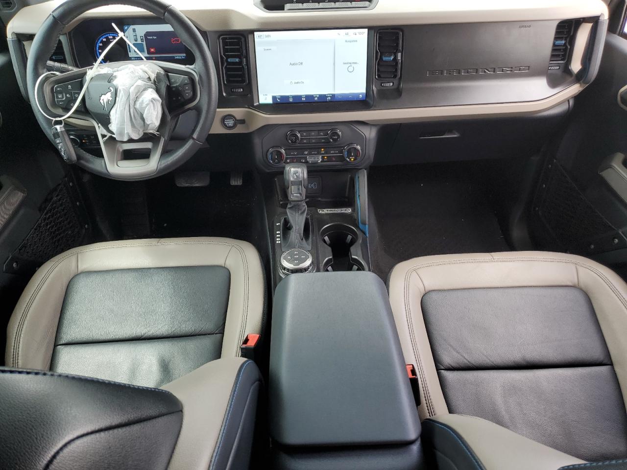 2022 Ford Bronco Base VIN: 1FMEE5DP7NLA72181 Lot: 67750975