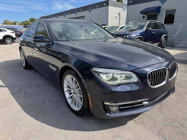 2015 BMW 750 XI  