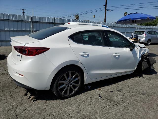  MAZDA 3 2018 Белы