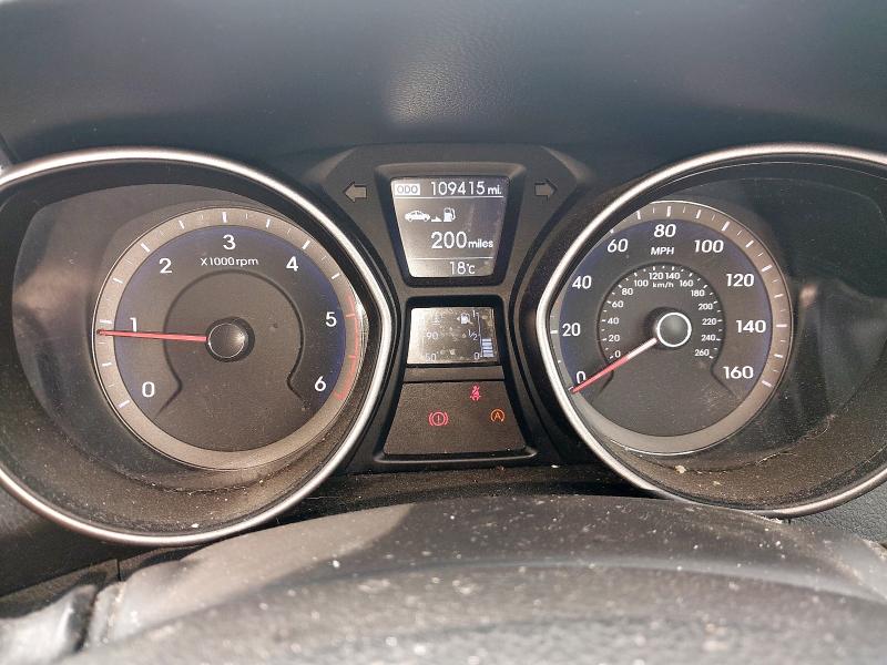2015 HYUNDAI I30 SE
