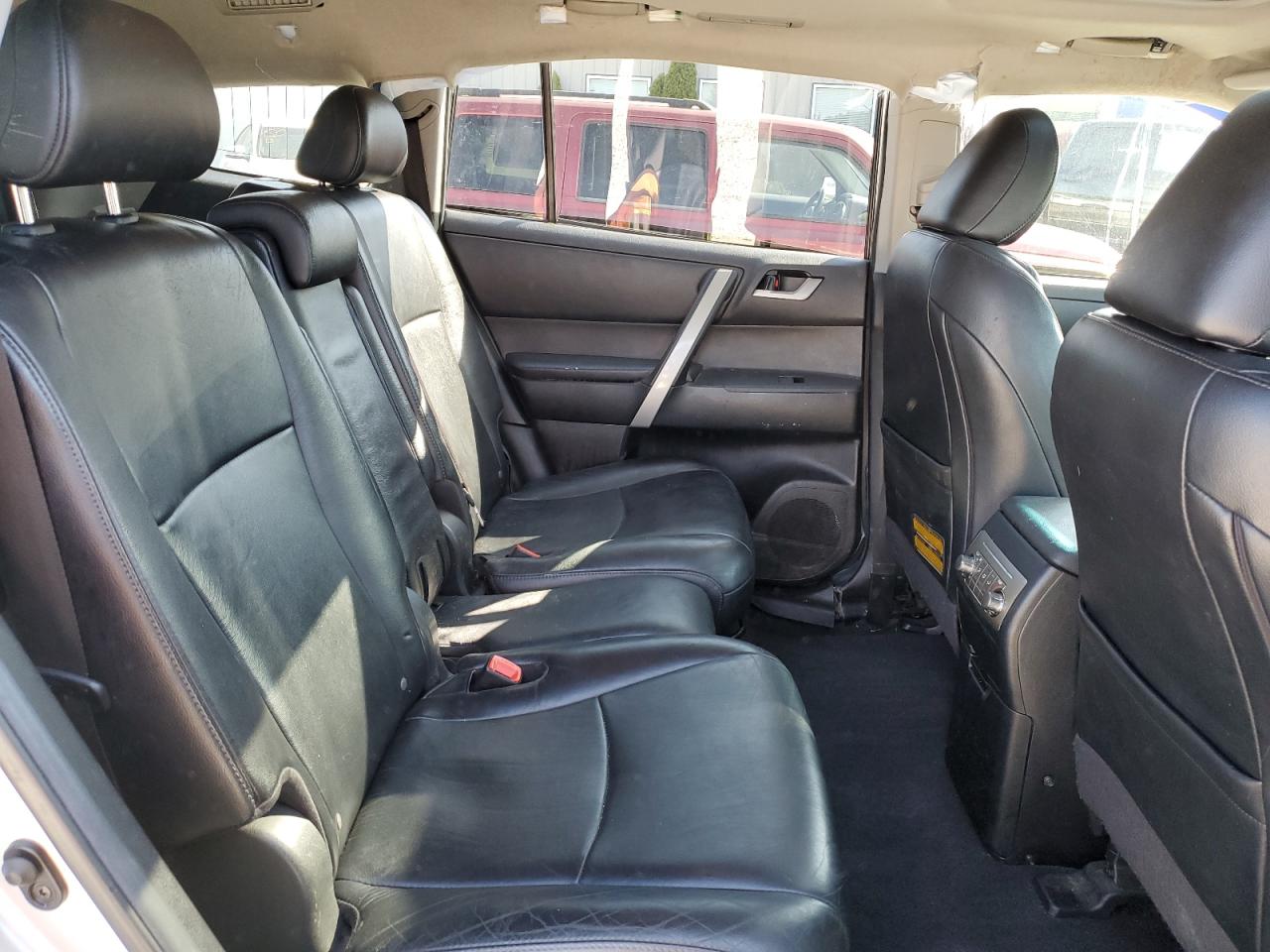 2012 Toyota Highlander Base VIN: 5TDBK3EH4CS127452 Lot: 70521355