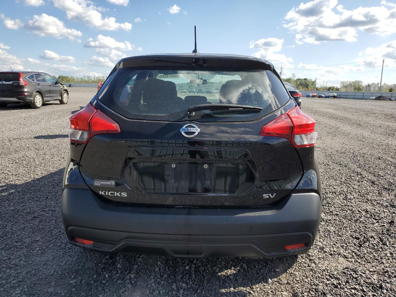 2018 Nissan Kicks S VIN: 3N1CP5CU8JL513329 Lot: 69574525