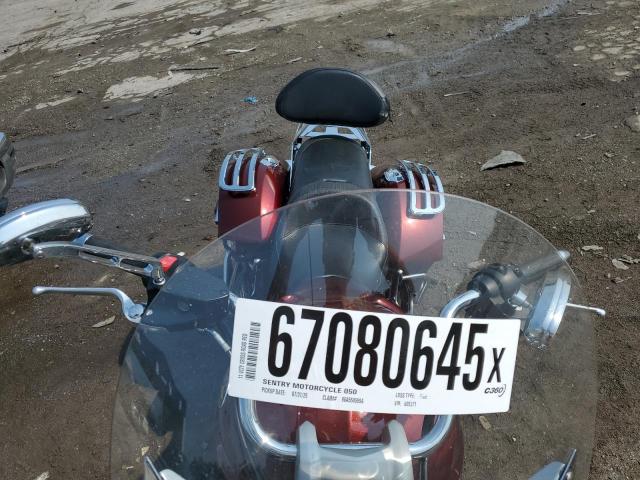 2011 VICTORY MOTORCYCLES CROSS ROADS STANDARD  