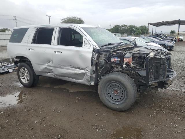  CHEVROLET TAHOE 2018 Серебристый