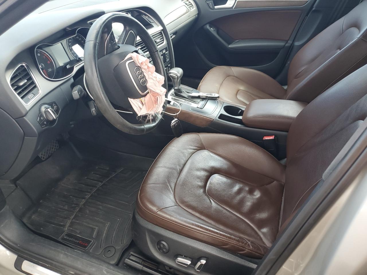 2014 Audi A4 Premium VIN: WAUBFAFL3EN002296 Lot: 70172315