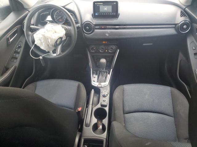  TOYOTA YARIS 2018 Szary